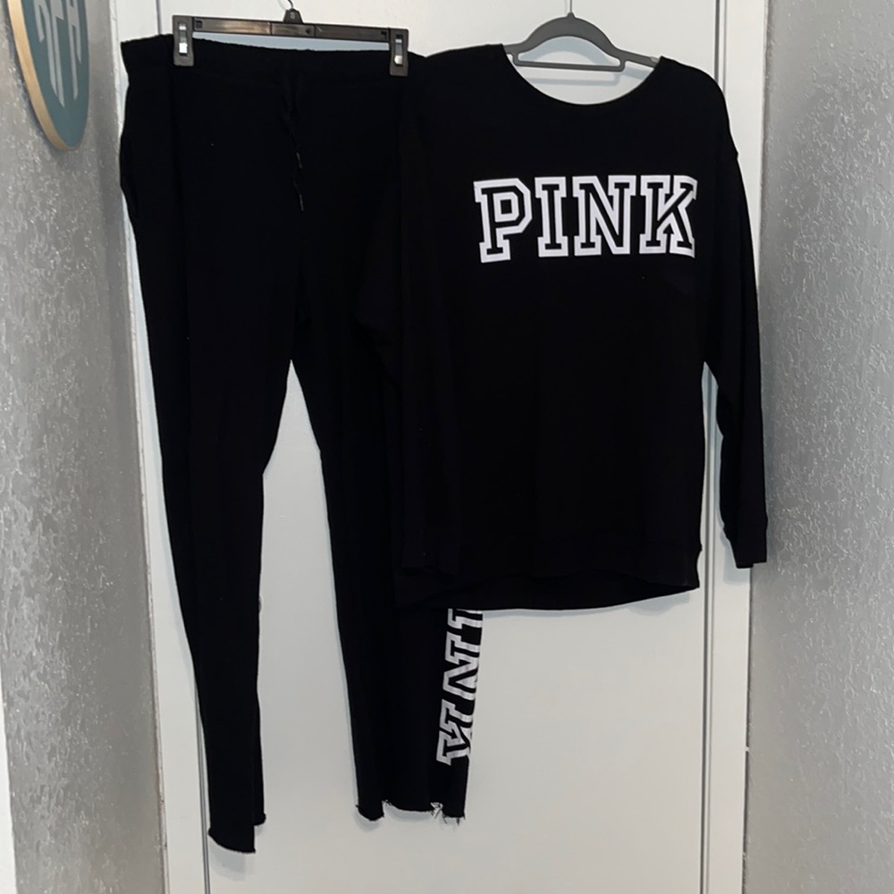 In good condition black with white logo set.